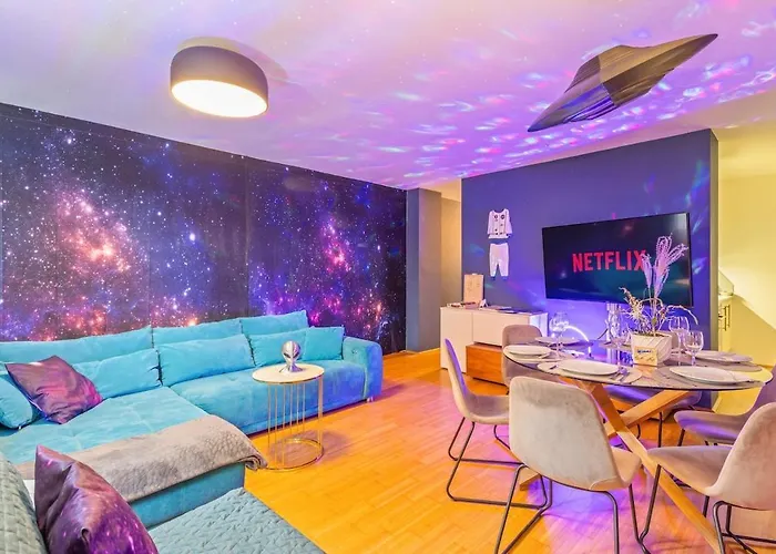 Milky Way - Unique Universe Space Design - Gym - Parking Apartment *